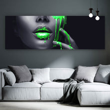 Lade das Bild in den Galerie-Viewer, Aluminiumbild gebürstet Grüne Lippen Panorama