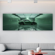 Lade das Bild in den Galerie-Viewer, Leinwandbild Grünes Sportauto in futuristischer Halle Panorama