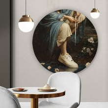 Lade das Bild in den Galerie-Viewer, Aluminiumbild gebürstet Heilige Frau mit Sneaker umgeben von Rosenblüten Kreis