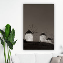 Lade das Bild in den Galerie-Viewer, Acrylglasbild Historische Windmühlen bei Dämmerung Hochformat