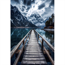 Lade das Bild in den Galerie-Viewer, Spannrahmenbild Imposante Berglandschaft am See Hochformat