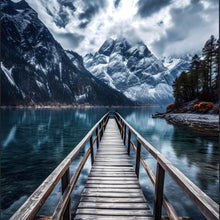 Lade das Bild in den Galerie-Viewer, Leinwandbild Imposante Berglandschaft am See Quadrat