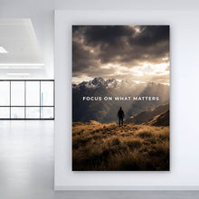 Lade das Bild in den Galerie-Viewer, Poster Inspirierende Berglandschaft Hochformat
