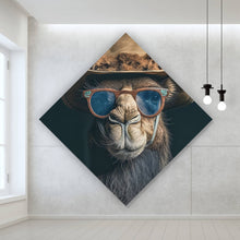 Lade das Bild in den Galerie-Viewer, Leinwandbild Kamel mit Hut und Sonnenbrille Raute