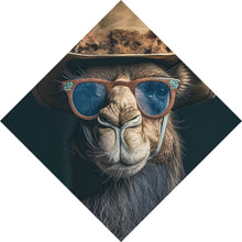 Lade das Bild in den Galerie-Viewer, Poster Kamel mit Hut und Sonnenbrille Raute
