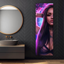 Lade das Bild in den Galerie-Viewer, Aluminiumbild gebürstet Katjahlix Neonbeleuchtete Frau mit langen Haaren und Tattoos Panorama Hoch