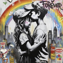 Lade das Bild in den Galerie-Viewer, Leinwandbild Kinder umarmen sich vor buntem Regenbogen Quadrat