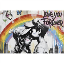 Lade das Bild in den Galerie-Viewer, Spannrahmenbild Kinder umarmen sich vor buntem Regenbogen Querformat