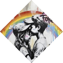 Lade das Bild in den Galerie-Viewer, Leinwandbild Kinder umarmen sich vor buntem Regenbogen Raute