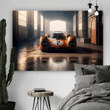 Lade das Bild in den Galerie-Viewer, Poster Klassischer Rennwagen in verlassener Halle Querformat