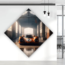 Lade das Bild in den Galerie-Viewer, Leinwandbild Klassischer Rennwagen in verlassener Halle Raute