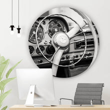 Lade das Bild in den Galerie-Viewer, Aluminiumbild gebürstet Klassisches Lenkrad und Armaturenbrett eines Oldtimers Kreis