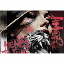 Lade das Bild in den Galerie-Viewer, Leinwandbild Komposition Leopard mit erotischer Frau Querformat