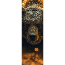 Lade das Bild in den Galerie-Viewer, Leinwandbild Kraftvoller Bär von Lichtreflexen umgeben Panorama Hoch