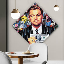 Lade das Bild in den Galerie-Viewer, Aluminiumbild gebürstet Leonardo mit Geldschein vor buntem Hintergrund Raute