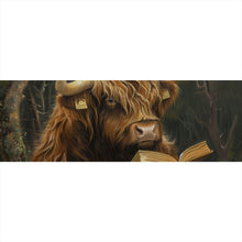 Lade das Bild in den Galerie-Viewer, Acrylglasbild Lesendes Hochlandrind im Wald Panorama