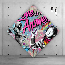 Lade das Bild in den Galerie-Viewer, Aluminiumbild gebürstet Love is the Answer Kindergraffiti Raute
