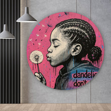 Lade das Bild in den Galerie-Viewer, Aluminiumbild gebürstet Mädchen mit Pusteblume mit Street Art Hintergrund Kreis
