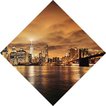 Lade das Bild in den Galerie-Viewer, Aluminiumbild Manhattan bei Sonnenuntergang Raute