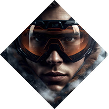 Lade das Bild in den Galerie-Viewer, Aluminiumbild gebürstet Mann mit Skibrille in Nahaufnahme Raute