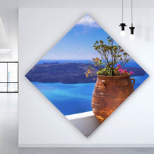 Lade das Bild in den Galerie-Viewer, Aluminiumbild Mediterrane Terrasse mit atemberaubendem Meerblick Raute