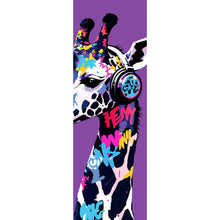 Lade das Bild in den Galerie-Viewer, Aluminiumbild Moderne Giraffe mit Kopfhörern Kunst Panorama Hoch