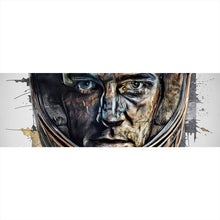 Lade das Bild in den Galerie-Viewer, Aluminiumbild Modernes abstraktes Porträt im Helm Panorama