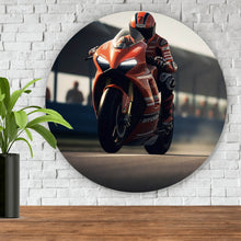 Lade das Bild in den Galerie-Viewer, Aluminiumbild gebürstet Motorradfahrer auf Rennstrecke bei hoher Geschwindigkeit Kreis