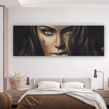 Lade das Bild in den Galerie-Viewer, Poster Mystische Frau mit intensivem Blick Panorama