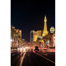 Lade das Bild in den Galerie-Viewer, Poster Nachtleben in Las Vegas Hochformat