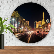 Lade das Bild in den Galerie-Viewer, Aluminiumbild gebürstet Nachtleben in Las Vegas Kreis