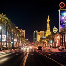 Lade das Bild in den Galerie-Viewer, Poster Nachtleben in Las Vegas Quadrat