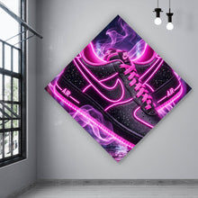Lade das Bild in den Galerie-Viewer, Poster Neon Sneaker mit urbanem Flair Raute