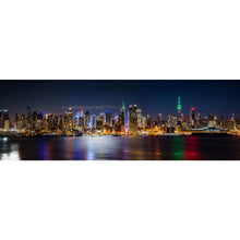 Lade das Bild in den Galerie-Viewer, Spannrahmenbild New York Skyline bei Nacht Panorama