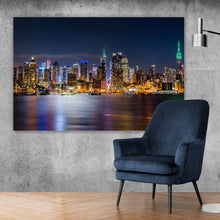 Lade das Bild in den Galerie-Viewer, Spannrahmenbild New York Skyline bei Nacht Querformat