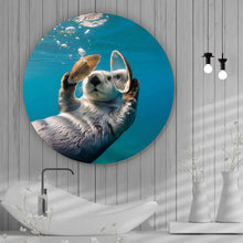 Lade das Bild in den Galerie-Viewer, Aluminiumbild gebürstet Niedlicher Otter mit Muscheln im Wasser Kreis