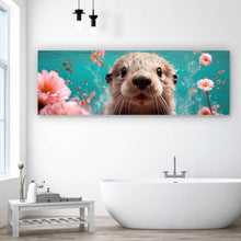 Lade das Bild in den Galerie-Viewer, Leinwandbild Niedlicher Otter unter Wasser mit Blumen Panorama