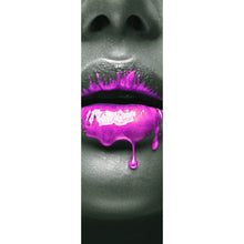 Lade das Bild in den Galerie-Viewer, Poster Pinke Lippen Panorama Hoch