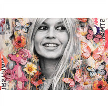Lade das Bild in den Galerie-Viewer, Poster Pop Art Collage mit Schmetterlingen Querformat