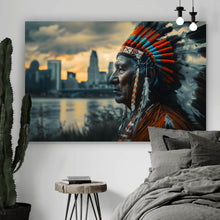 Lade das Bild in den Galerie-Viewer, Leinwandbild Porträt eines Indianers vor moderner Skyline Querformat