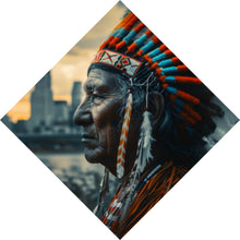 Lade das Bild in den Galerie-Viewer, Leinwandbild Porträt eines Indianers vor moderner Skyline Raute