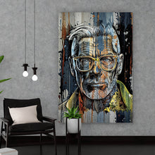 Lade das Bild in den Galerie-Viewer, Spannrahmenbild Porträt Mann mit Brille Hochformat