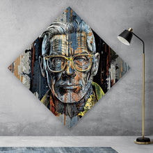 Lade das Bild in den Galerie-Viewer, Aluminiumbild Porträt Mann mit Brille Raute