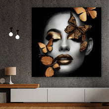 Lade das Bild in den Galerie-Viewer, Aluminiumbild Portrait einer Frau mit goldenen Schmetterlingen Quadrat