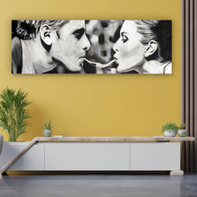 Lade das Bild in den Galerie-Viewer, Leinwandbild Romantisches Abendessen Paar teilt Spaghetti Panorama