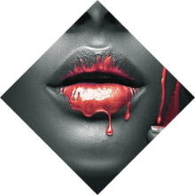 Lade das Bild in den Galerie-Viewer, Leinwandbild Rote Lippen Raute