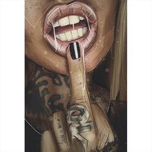 Lade das Bild in den Galerie-Viewer, Acrylglasbild Sexy Tattoo Girl Mittelfinger Hochformat