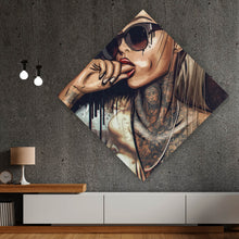 Lade das Bild in den Galerie-Viewer, Poster Sexy Tattoo Girl Raute