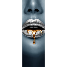Lade das Bild in den Galerie-Viewer, Aluminiumbild Silberne Lippen Panorama Hoch