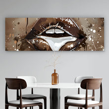 Lade das Bild in den Galerie-Viewer, Poster Sinnliche Lippen in Schokoladen Farben Panorama